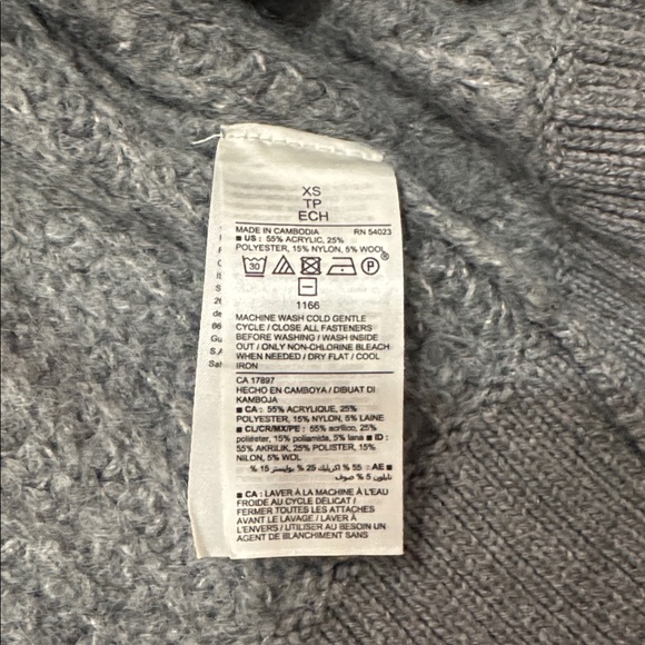 Cardigan - Picture 6 of 12